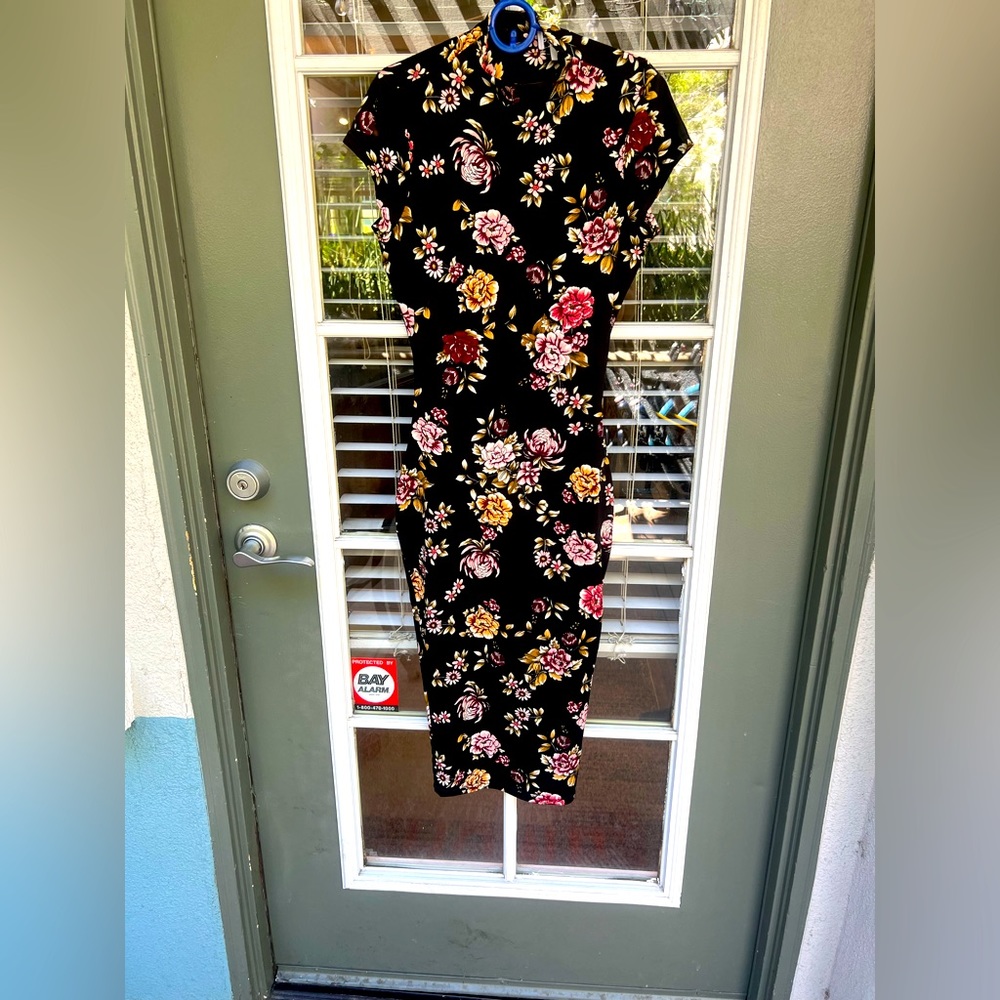 Unique Vintage Dress XS-Size 2